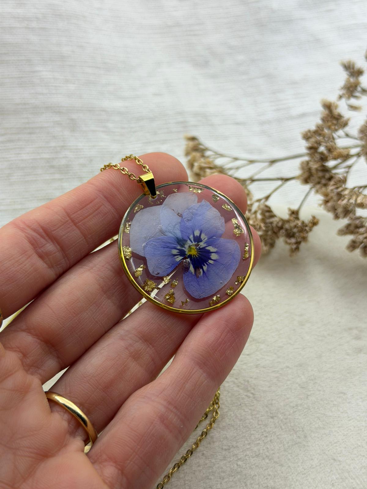 Amor Perfeito de Ouro