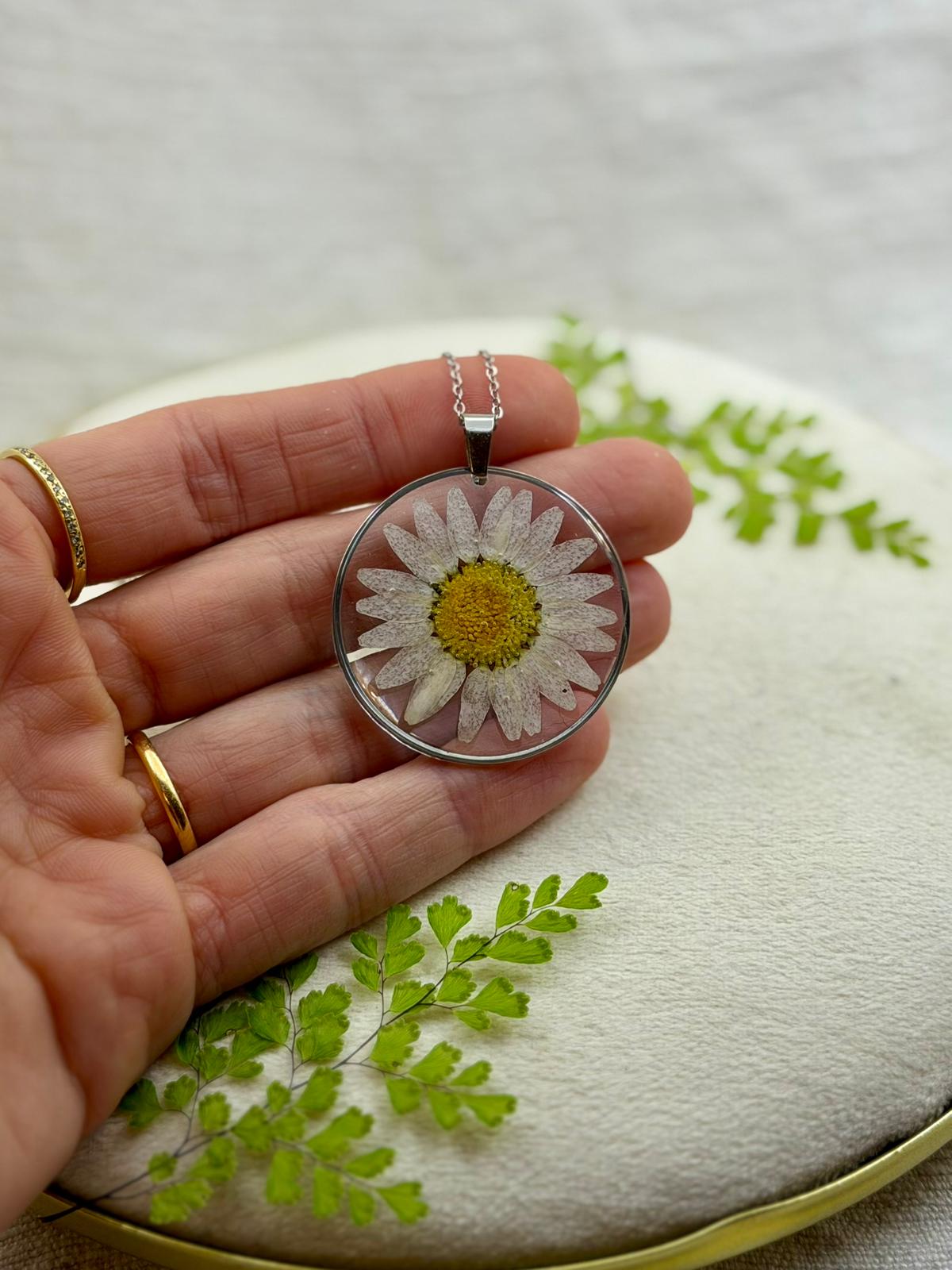 Colar Margarida Clássica