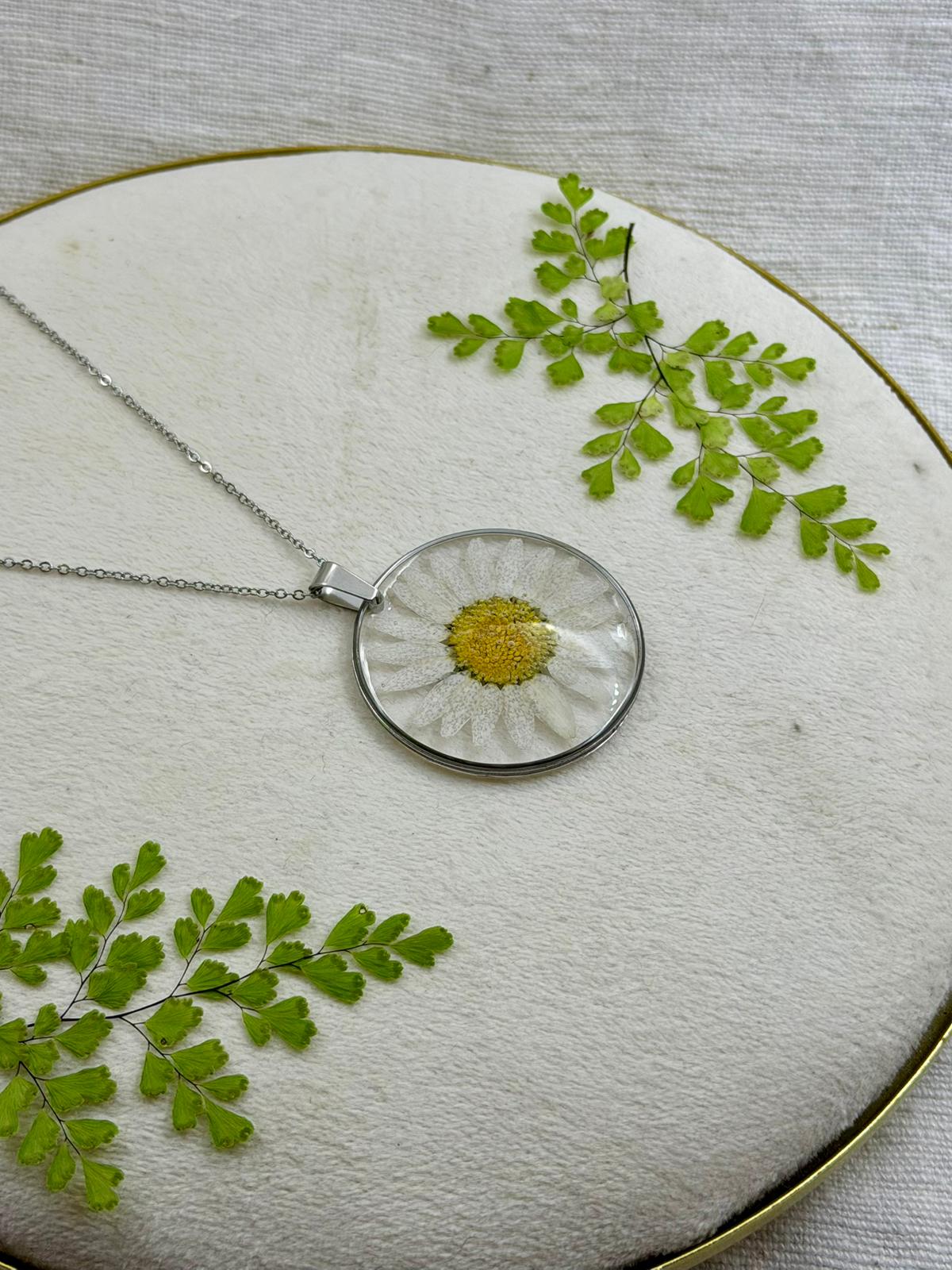 Colar Margarida Clássica