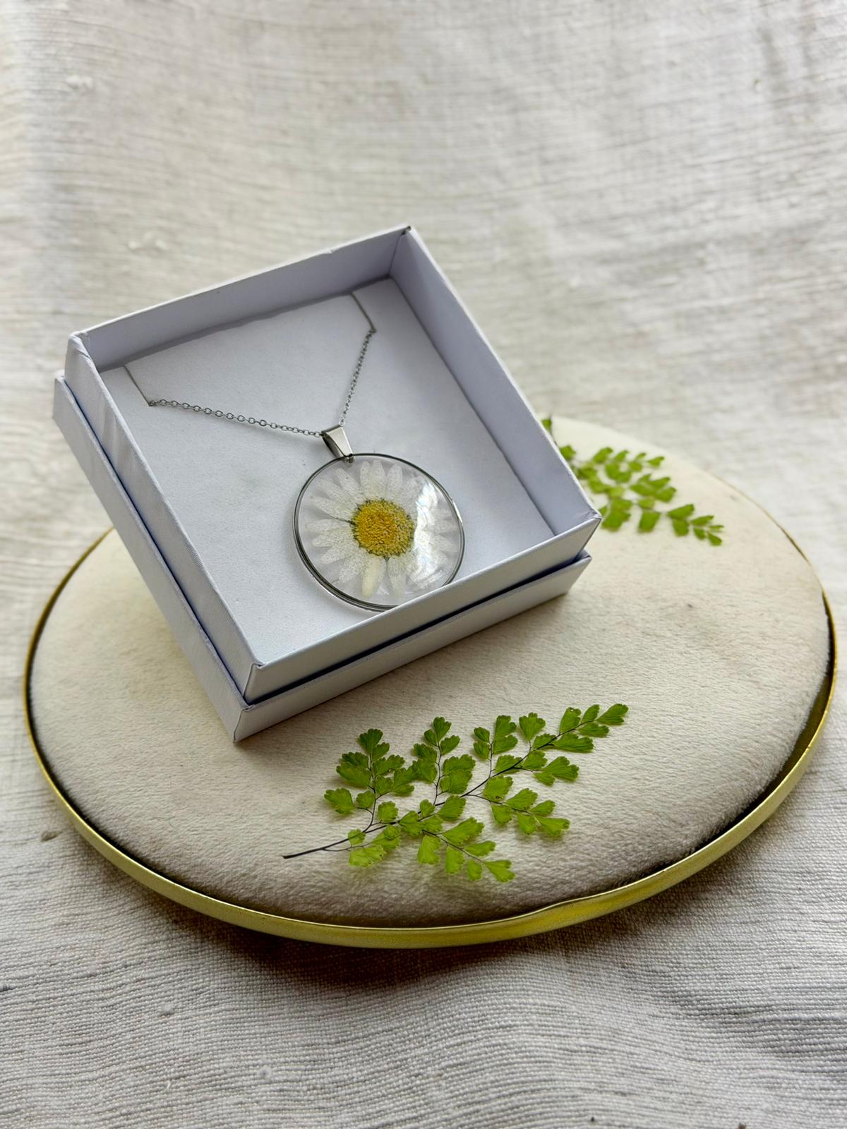 Colar Margarida Clássica