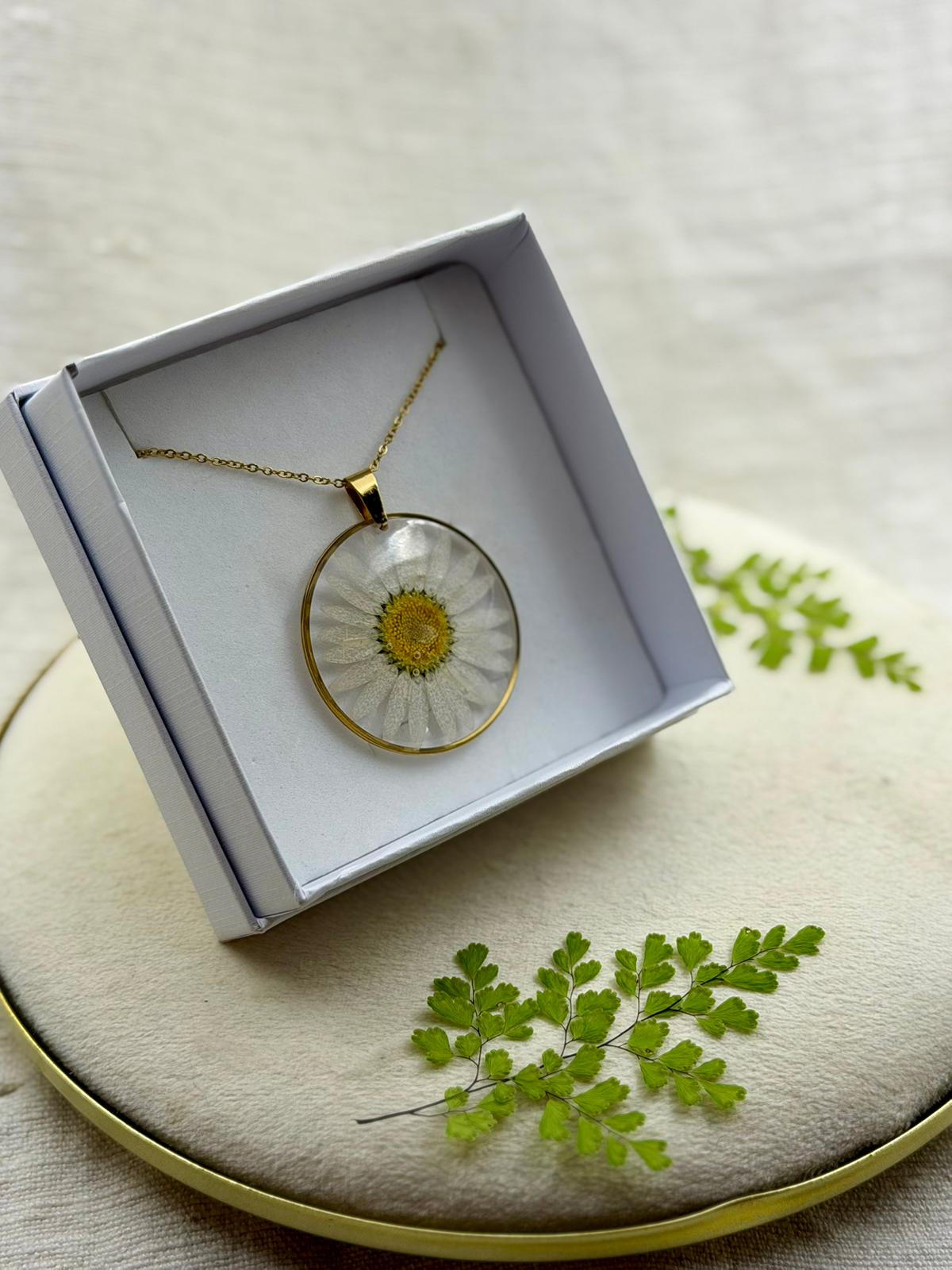 Colar Margarida Clássica