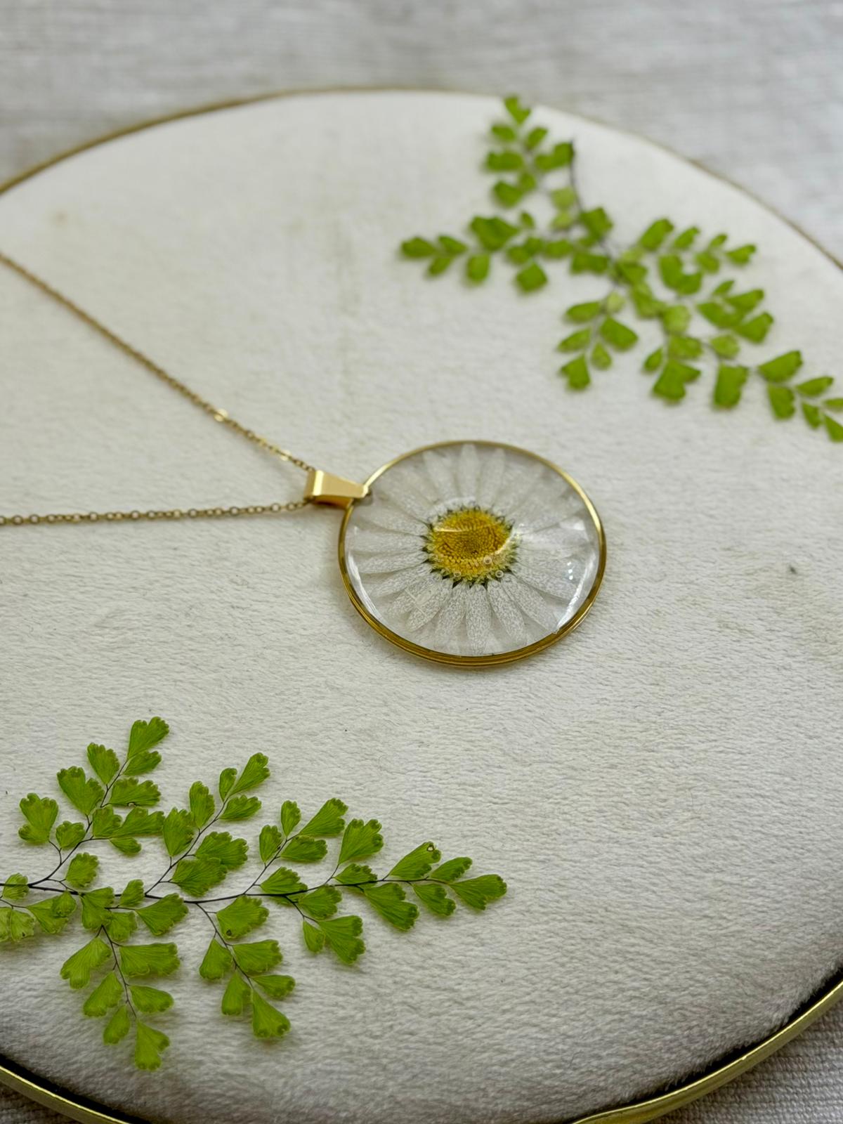 Colar Margarida Clássica